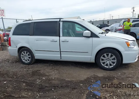 2015 Chrysler Town & Country Touring из США, поврежденный, VIN 2C4RC1BG7FR755174